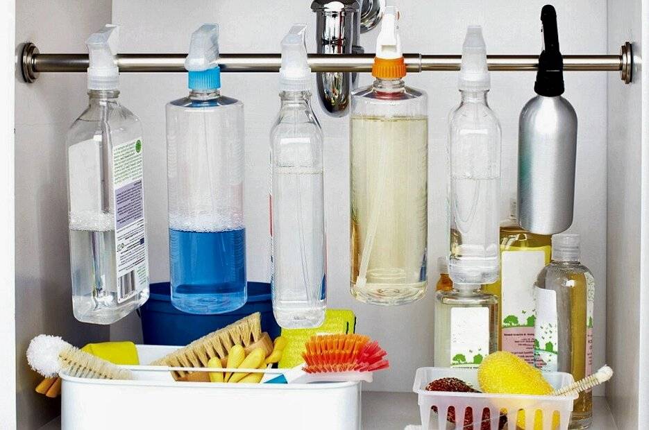 Где и как правильно хранить бытовую химию в квартире и доме
