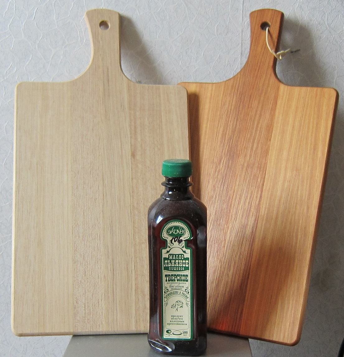 Каким маслом обрабатывают деревянные разделочные доски?
