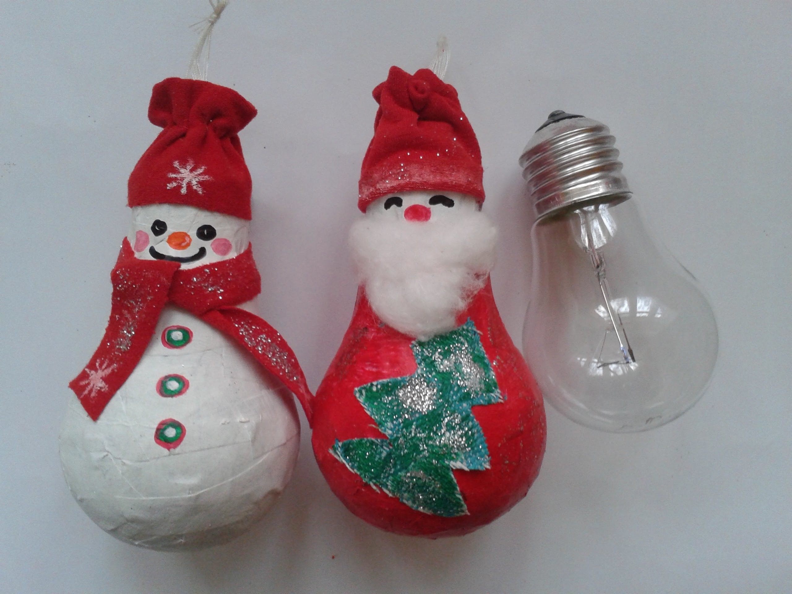 Елочные игрушки из лампочек: создаем новогоднее настроение