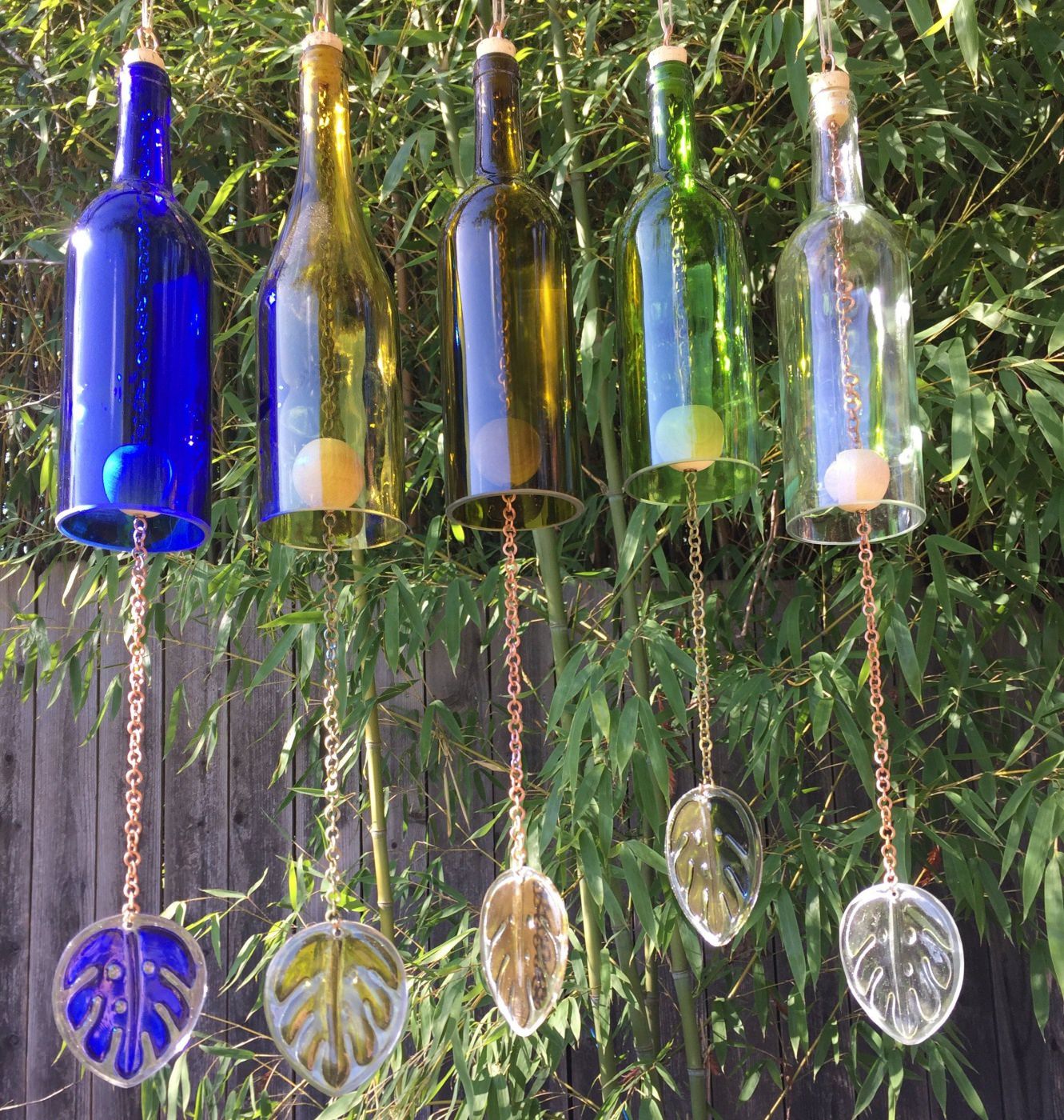 Декор бутылок (150 фото): мастер-класс по созданию на новый год, день рождения или свадьбу красивого декора стеклянных бутылок