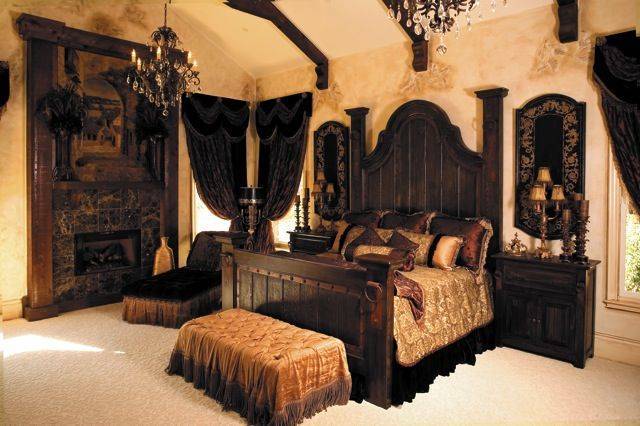 Как обустроить спальню в готическом стиле