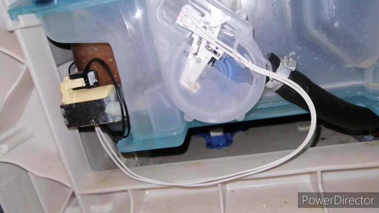 Стиральная машина не набирает воду и гудит: в чем причина и что нужно делать + видео