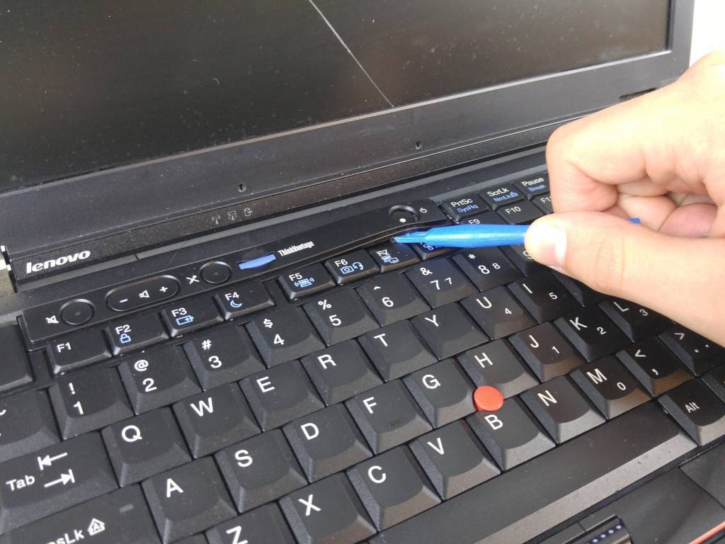 Как делается замена клавиатуры ноутбука своими силами