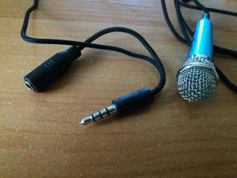 Как подключить микрофон к ноутбуку с одним разъемом разными способами?