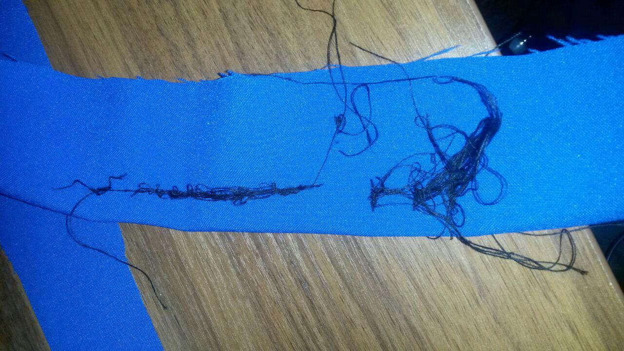 Швейная машина зажевывает нитку, нить запутывается в челноке – причины, что делать