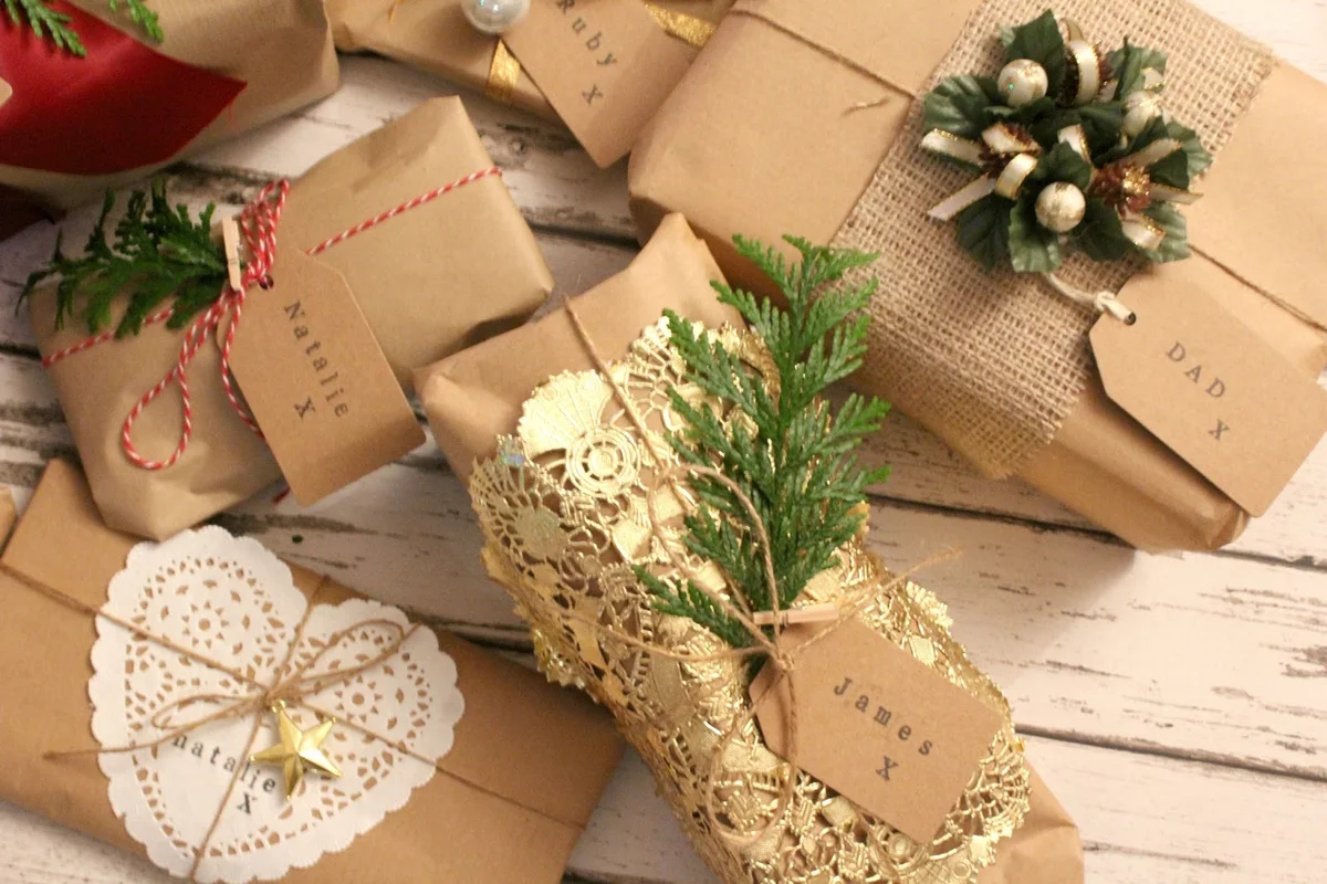 Как красиво и оригинально упаковать по схеме новогодний подарок, деньги и другие предметы