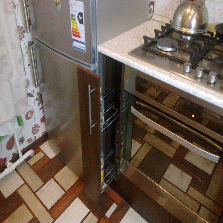 Можно ли размещать духовку рядом с холодильником?