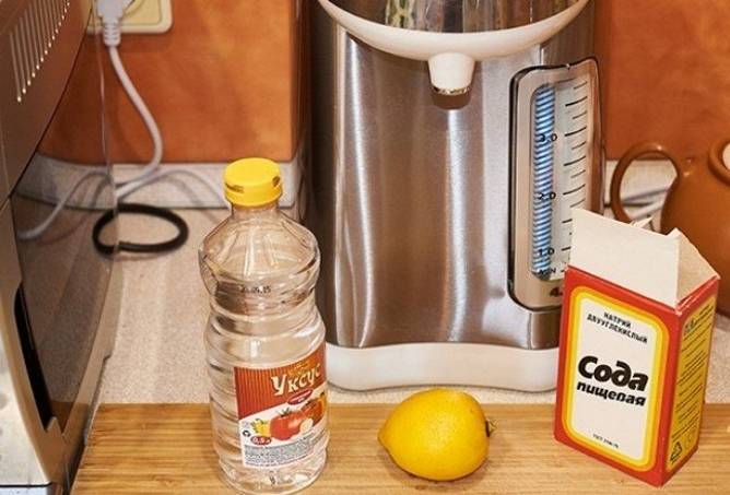 Как почистить чайник от накипи с помощью лимонной кислоты?
