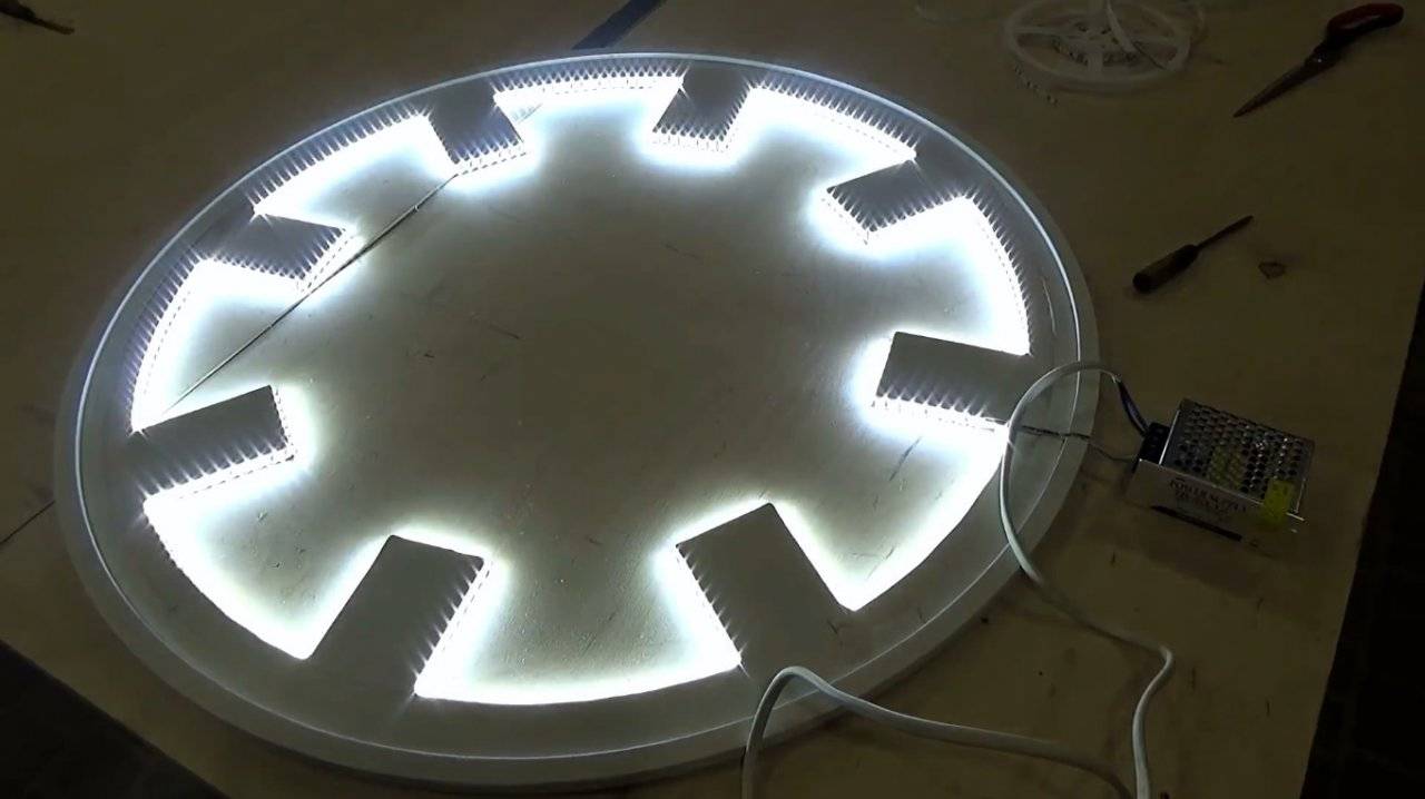 Как сделать потолочный светильник из светодиодной ленты