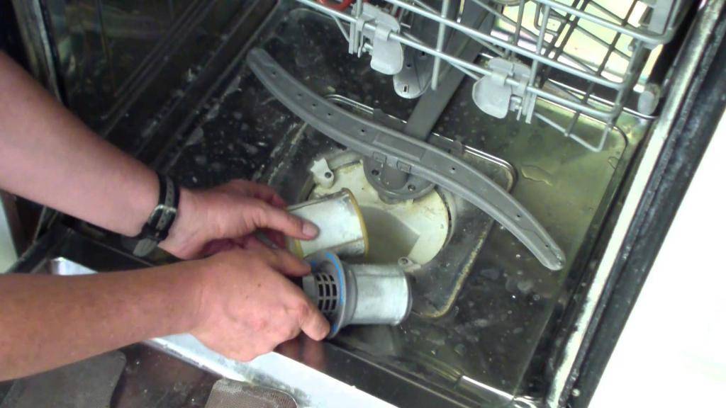 Посудомоечная машина гудит при работе