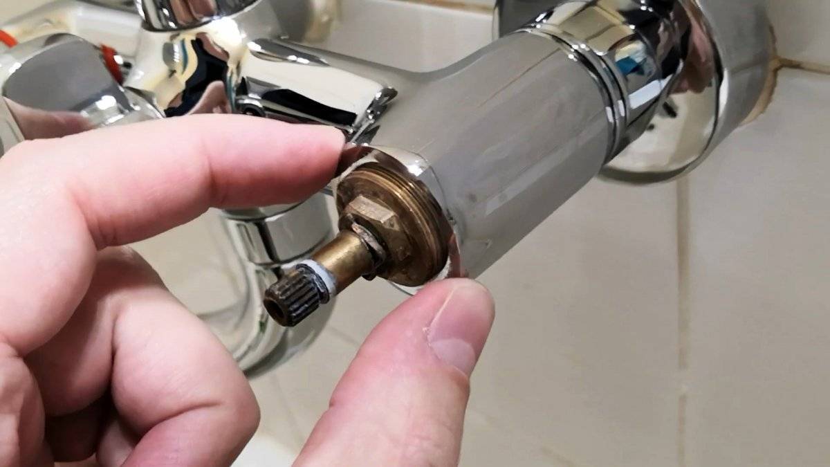 Как разобрать смеситель в ванной: однорычажный, двухвентильный, с душем