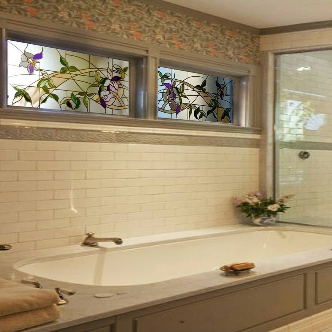 Ванные комнаты с окном