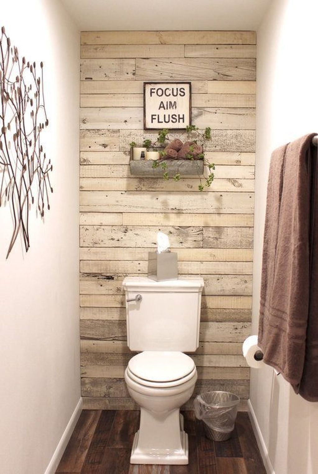 Чем отделать стены в туалете дешево и красиво – особенности