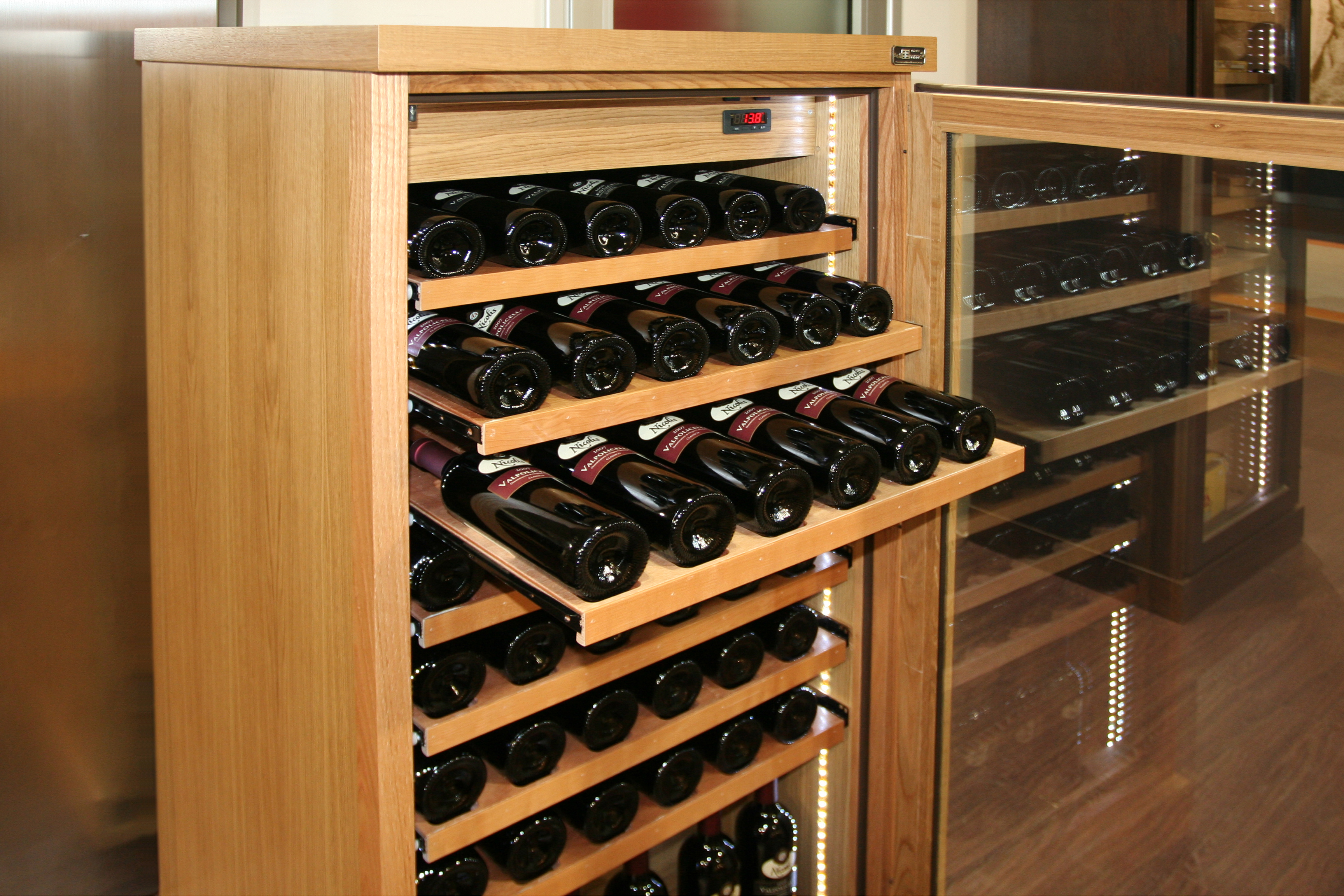 выбор винного шкафа для дома