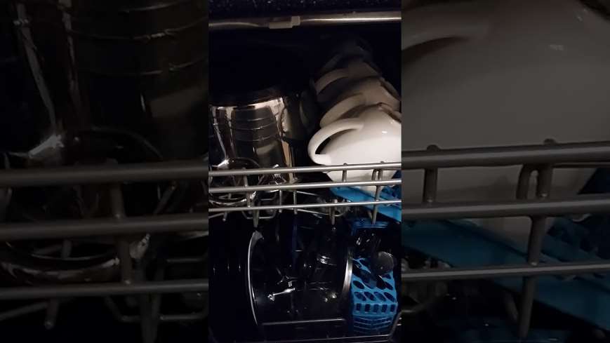Гудит посудомоечная машина, что делать