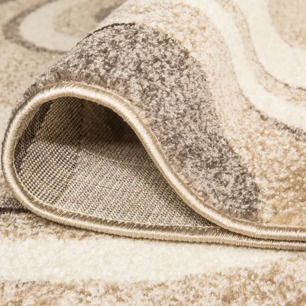Материалы ковров: натуральные (шерсть, шелк, джут) и синтетические (вискоза, полипропилен, акрил)