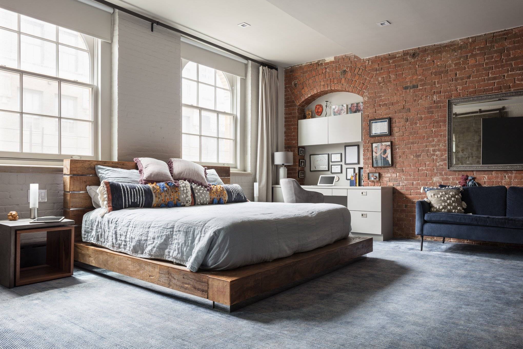 Спальня в стиле лофт (150 фото): новинки красивого дизайна спальни