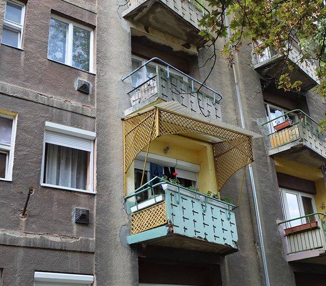 Как навести порядок на балконе? - подборки рекомендаций перед началом ремонта