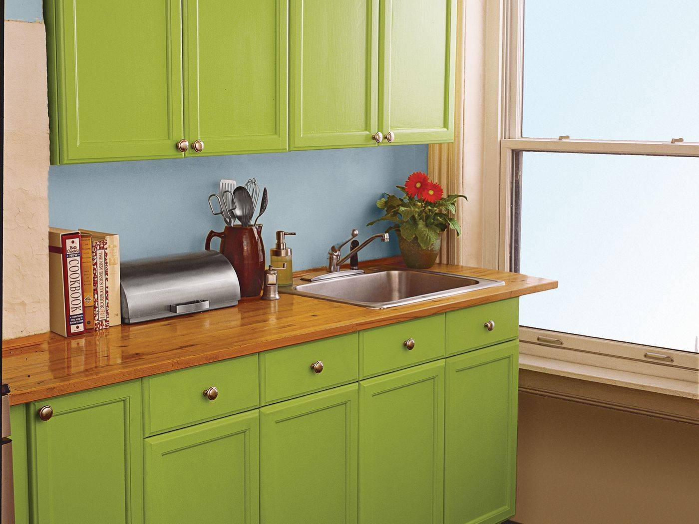 Как перекрасить кухонный гарнитур своими руками