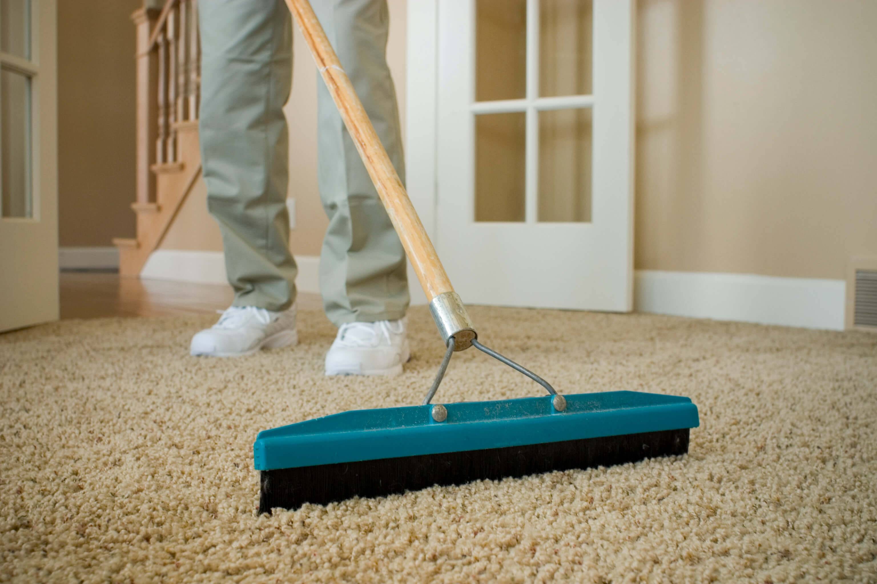 5 типичных ошибок, которые вредят пылесосу и качеству уборки | ichip.ru